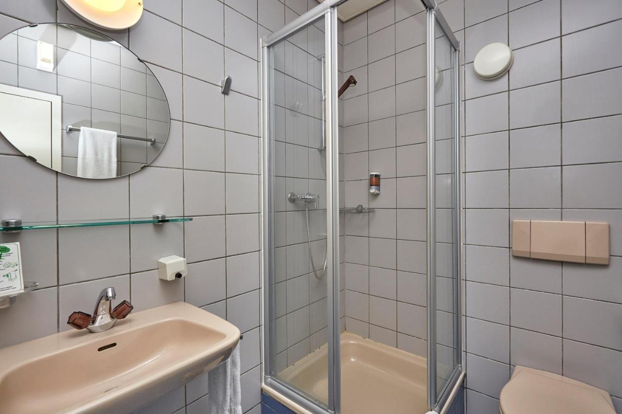 Plan-les-Ouattes Les Chambres Du Ctn מראה חיצוני תמונה